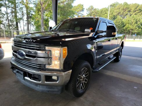 Used 2017 Ford F350 Lariat AWD/4WD image 3