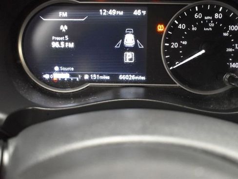 Used 2019 Nissan Kicks SV FWD image 10