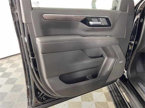 New 2025 Chevrolet Tahoe Premier image 14