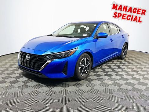 Used 2024 Nissan Sentra SV FWD image 4