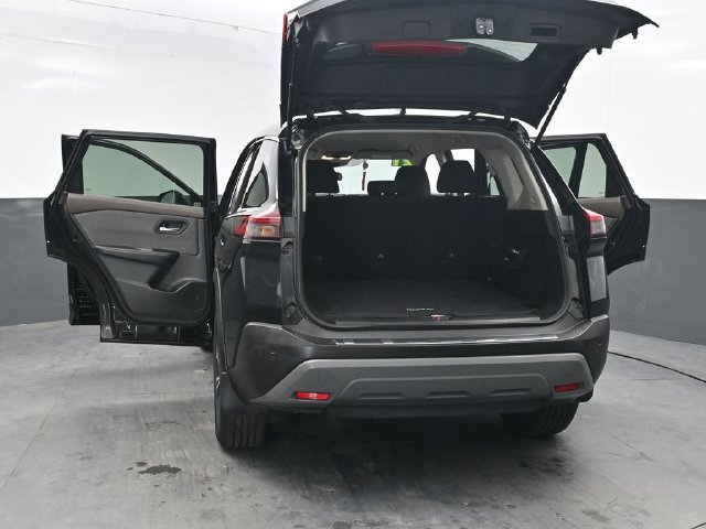 Used 2021 Nissan Rogue SV AWD/4WD image 46