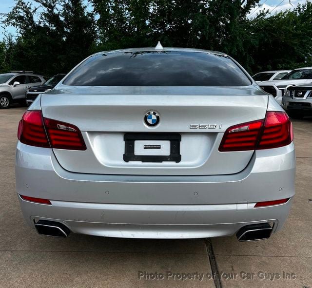 Used 2011 BMW 550i Sedan RWD image 8
