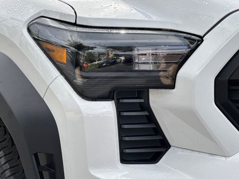 New 2026 Toyota Tacoma TRD Off-Road AWD/4WD image 31
