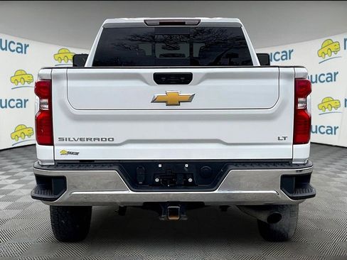 Used 2024 Chevrolet Silverado 2500 LT w/ Convenience Package image 5