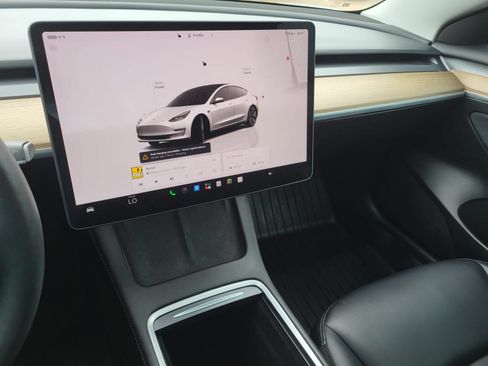 Used 2023 Tesla Model 3 Standard Range RWD image 18