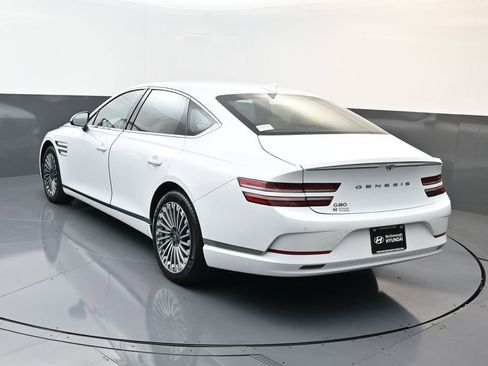 Used 2024 Genesis G80 image 5