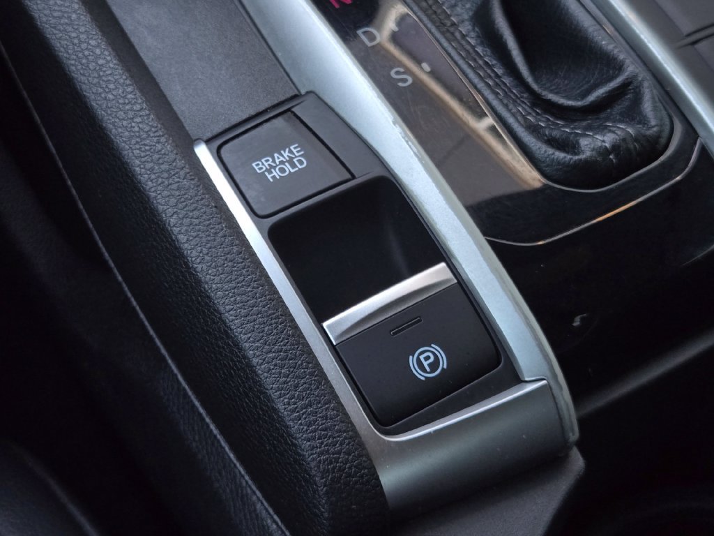 Used 2020 Honda Civic Sport image 21