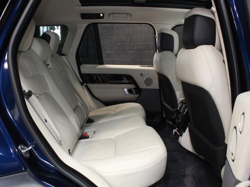 Used 2021 Land Rover Range Rover P525 Westminster Edition AWD/4WD image 37