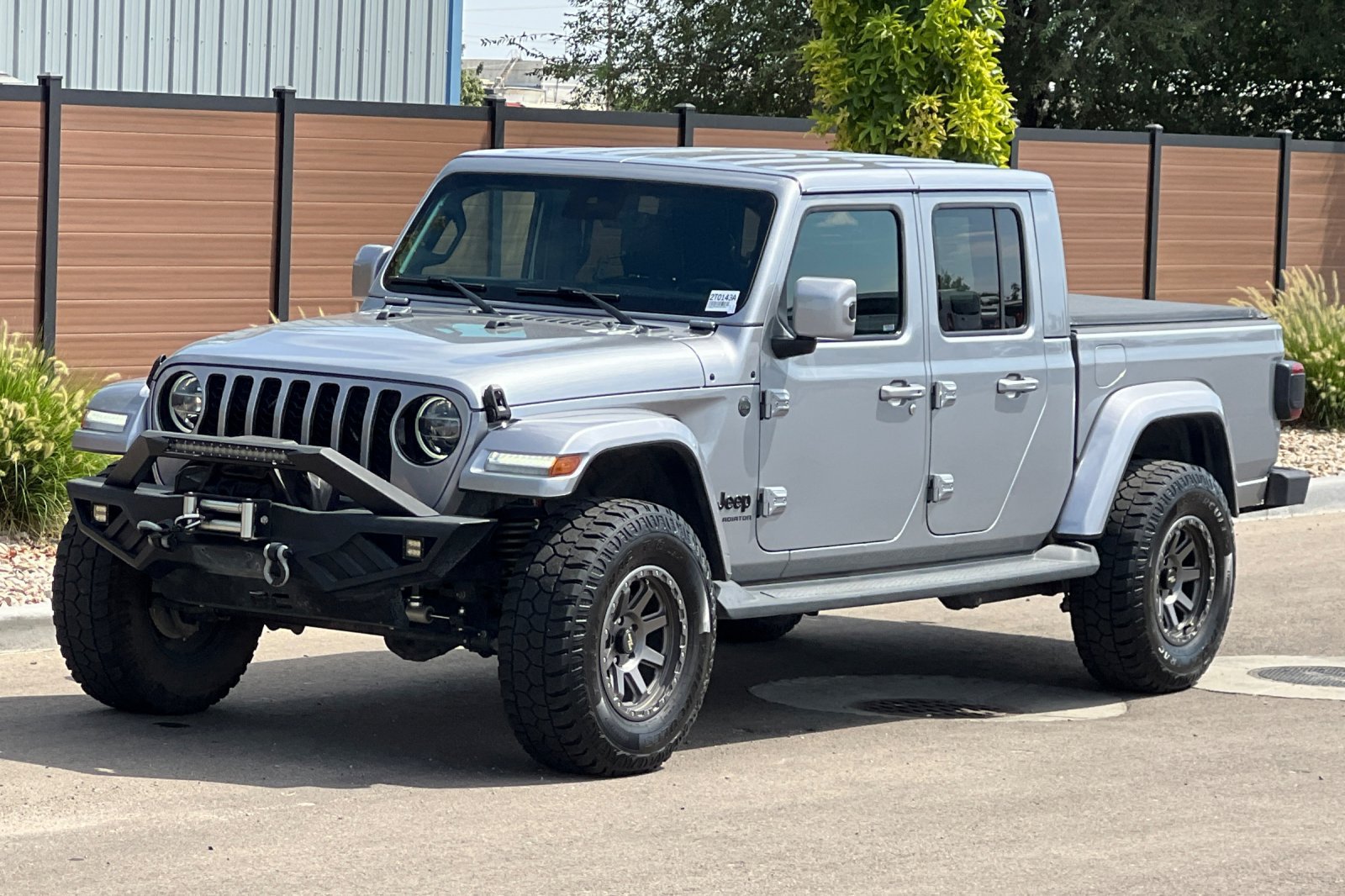 Used 2021 Jeep Gladiator Overland AWD/4WD image 11