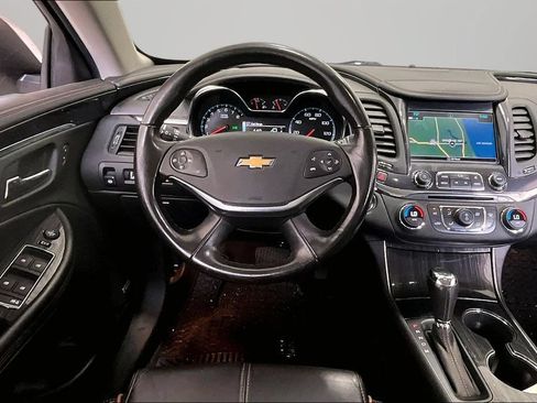 Used 2019 Chevrolet Impala Premier FWD image 8