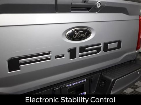 Certified 2021 Ford F150 XLT w/ Equipment Group 302A High image 33