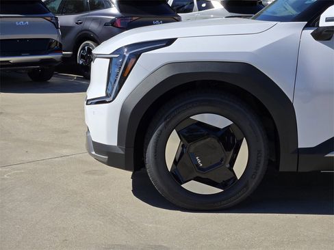 New 2026 Kia EV9 Light image 5