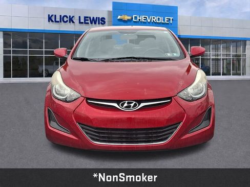 Used 2016 Hyundai Elantra SE FWD image 2