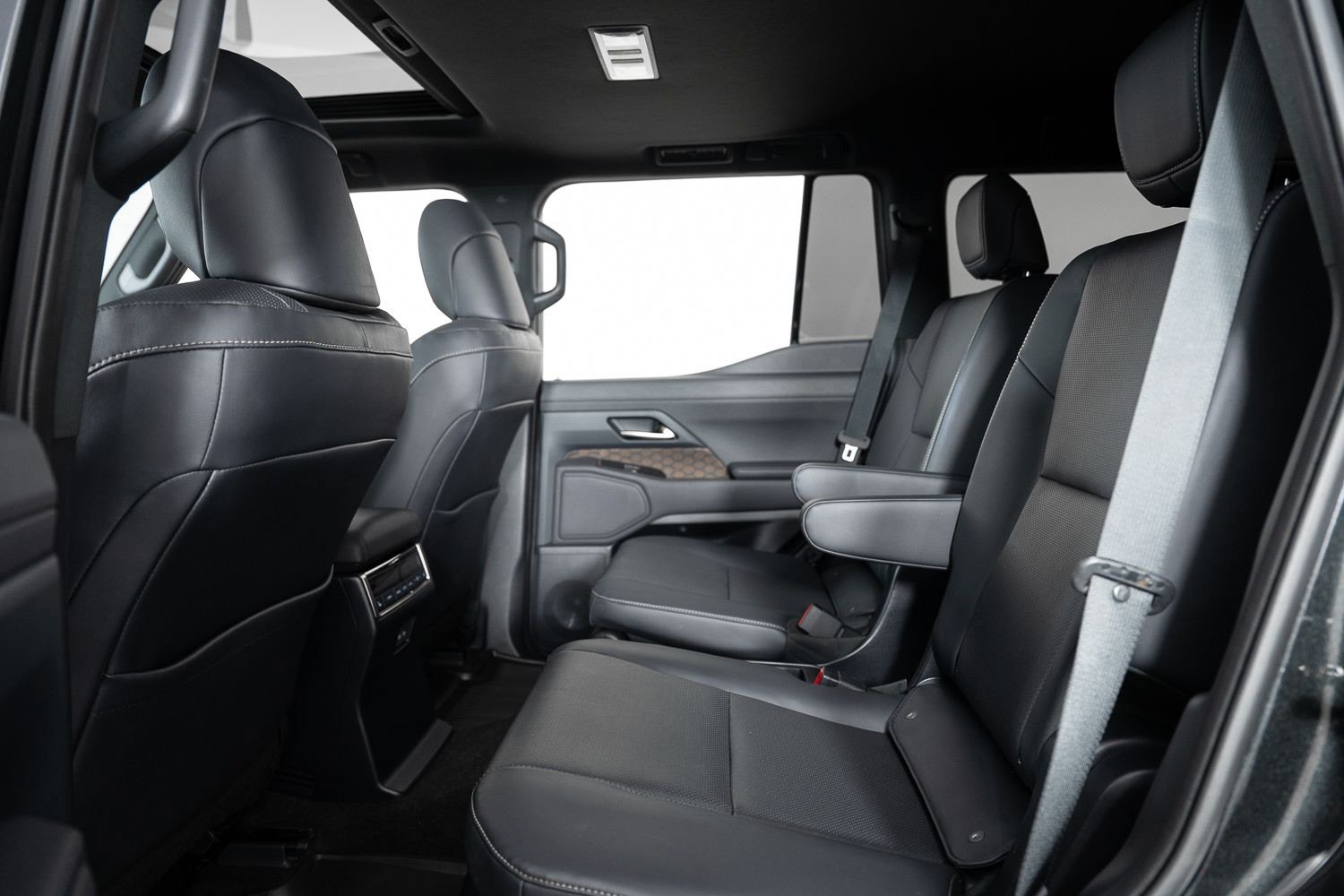 Used 2025 Lexus GX 550 AWD/4WD image 18