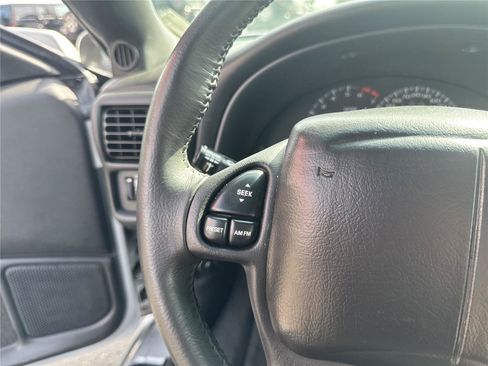 Used 2002 Chevrolet Camaro Z28 w/ SS Performance/Appearance Pkg RWD image 19