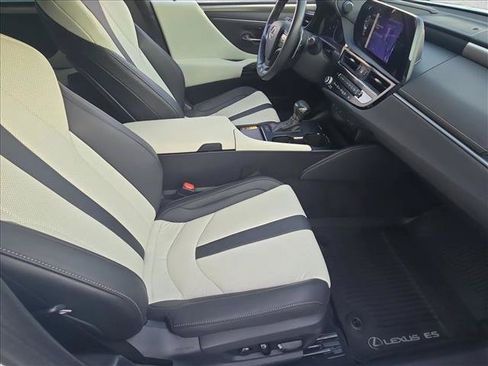 Used 2023 Lexus ES 350 F Sport w/ Accessory Package (Z2) FWD image 21