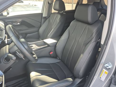 Certified 2025 Acura ADX FWD image 13