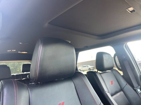 Used 2025 Dodge Durango R/T AWD/4WD image 17