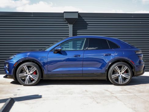 Used 2025 Porsche Macan Turbo Electric image 2