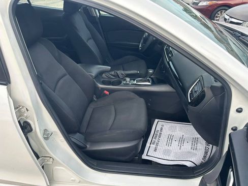 Used 2016 MAZDA MAZDA3 i Sport FWD image 12