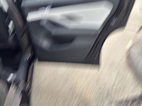 New 2026 Volkswagen Tiguan SE AWD/4WD image 16