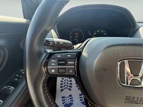 Used 2025 Honda HR-V Sport image 24