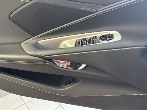 Used 2025 Chevrolet Corvette E-Ray AWD/4WD image 19