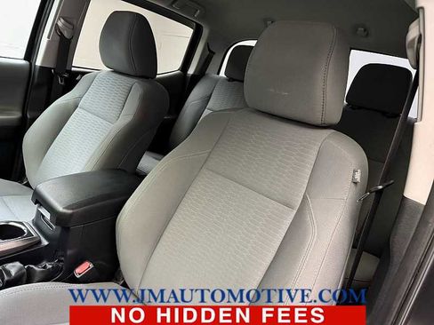 Used 2019 Toyota Tacoma SR5 image 14