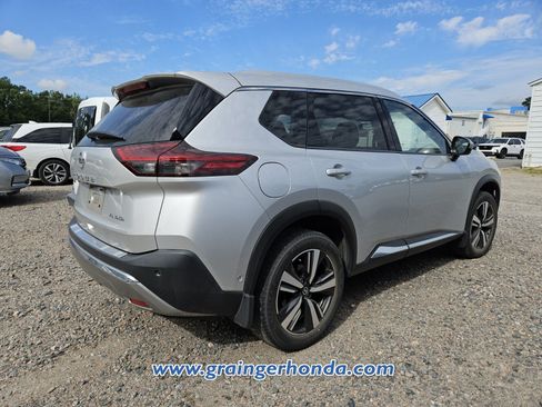Used 2021 Nissan Rogue Platinum FWD image 6