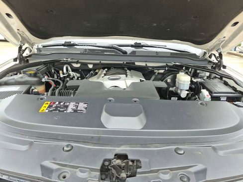 Used 2018 Cadillac Escalade Platinum image 38