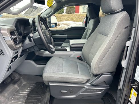 Certified 2024 Ford F150 XLT w/ Mobile Office Package image 6