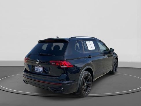 Used 2023 Volkswagen Tiguan SE R-Line FWD image 4