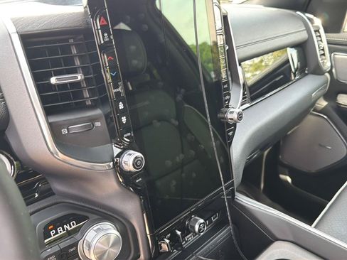 Used 2025 RAM 1500 Laramie w/ Night Edition AWD/4WD image 15