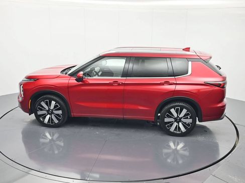 Used 2025 Mitsubishi Outlander SEL FWD image 38
