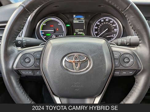 Used 2024 Toyota Camry SE image 14