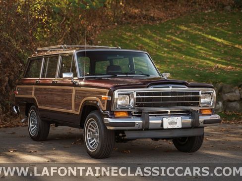 Used 1991 Jeep Grand Wagoneer Base image 1