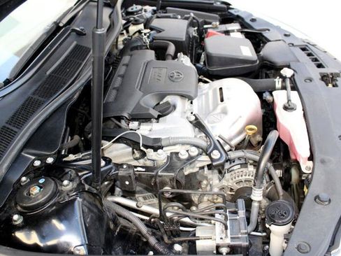 Used 2016 Toyota Camry SE image 33