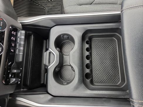 Used 2019 RAM 1500 Big Horn AWD/4WD image 49