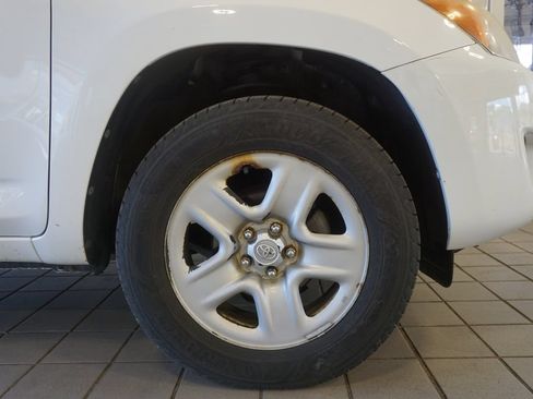 Used 2011 Toyota RAV4 4WD w/ Base L4 Extra Value Pkg image 24
