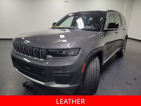 Used 2022 Jeep Grand Cherokee L Summit AWD/4WD image 4