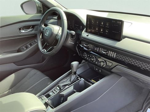 Certified 2025 Honda Accord Sport image 30