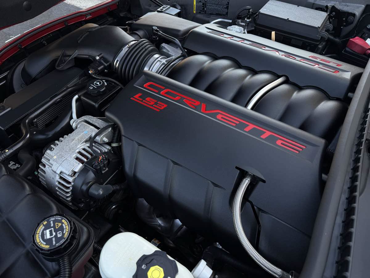 Used 2009 Chevrolet Corvette Coupe w/ Preferred Equipment Group RWD image 25