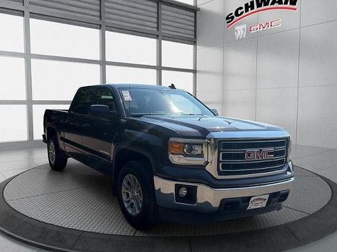 Used 2015 GMC Sierra 1500 SLE w/ SLE Value Package AWD/4WD image 2