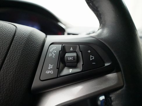 Used 2019 Chevrolet Trax LT w/ LT Convenience Package image 18