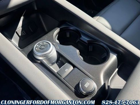 New 2026 Ford Explorer Active w/ Active Comfort Package image 26