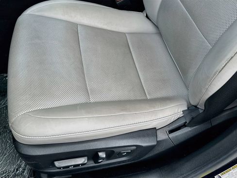 Used 2017 Lexus ES 350 w/ Premium Package FWD image 19