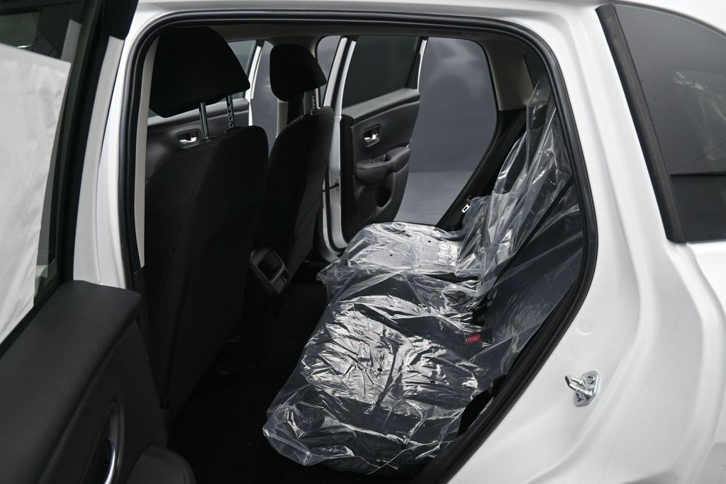 Used 2026 Honda HR-V LX image 14