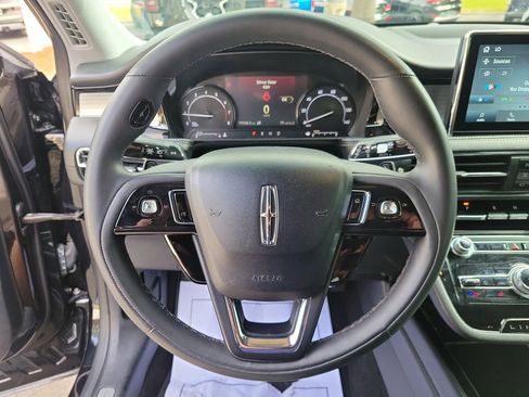 Used 2022 Lincoln Corsair FWD image 25