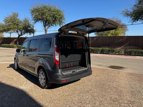 Used 2019 Ford Transit Connect XL image 14