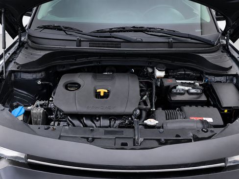 Used 2020 Kia Soul LX FWD image 40